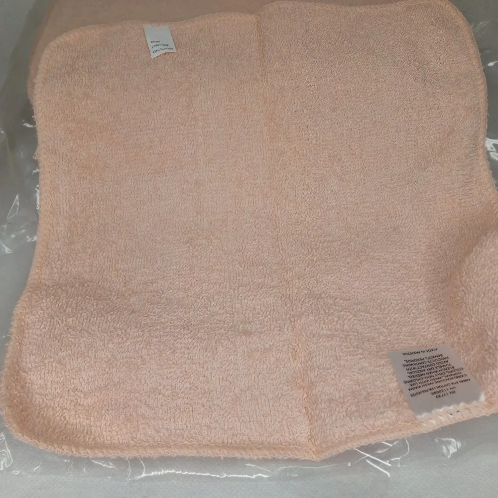 LIGHT PEACH WASHCLOTHS, 12 PACK, NEW